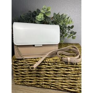 Women's Small White‎ and Tan Shoulder Bag